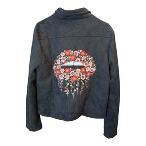 Savanna Jane Faux‎ Suede Moto Jacket Black w/ Embroidered Floral Lips NWOT Large